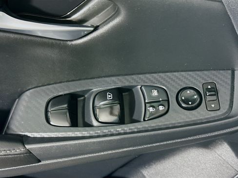Used 2025 Nissan Sentra SV FWD image 24