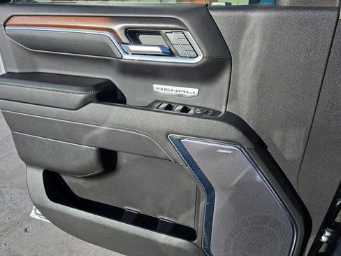 Used 2024 GMC Sierra 1500 Denali w/ Technology Package image 24