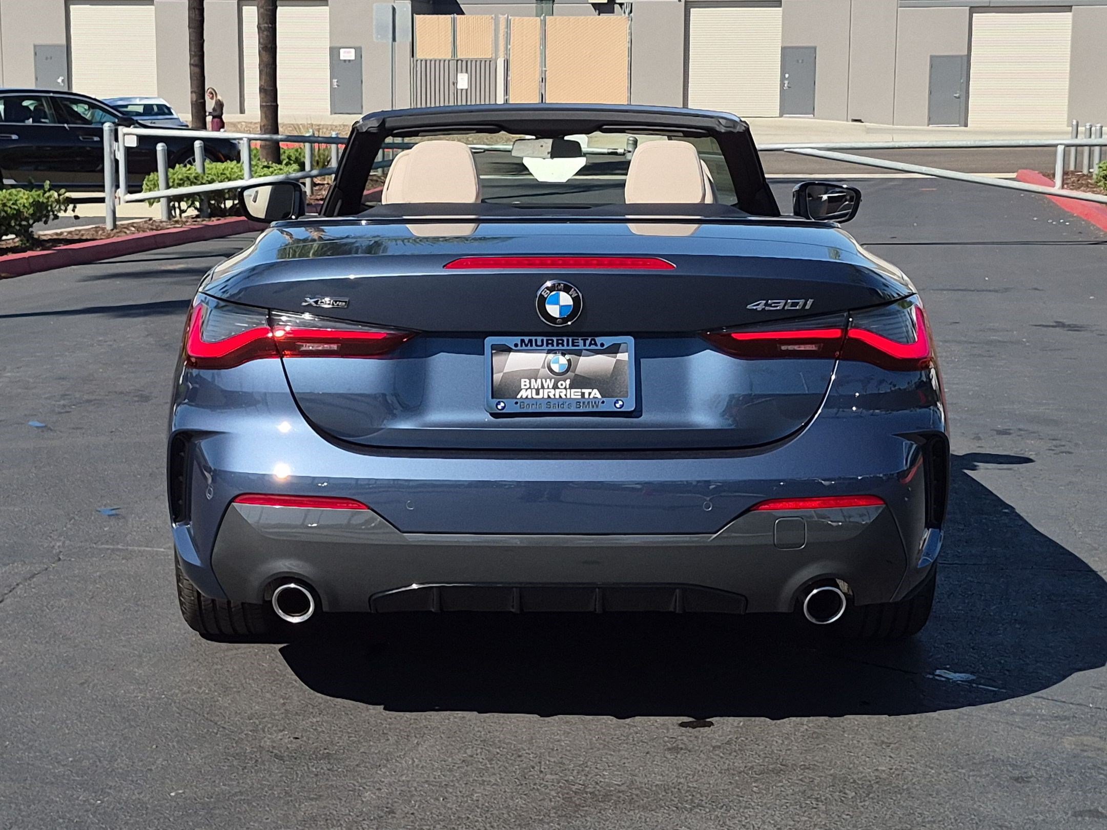 Certified 2022 BMW 430i xDrive Convertible w/ M Sport Package AWD/4WD image 9
