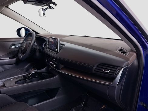 Used 2023 Nissan Rogue SV FWD image 30