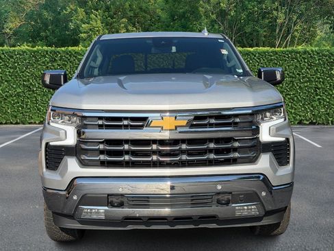 Used 2022 Chevrolet Silverado 1500 LTZ w/ LTZ Premium Package AWD/4WD image 9