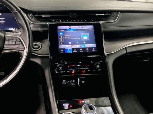 Used 2021 Jeep Grand Cherokee L Limited image 17