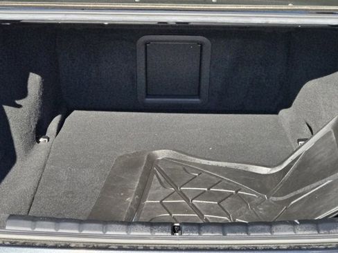 Used 2024 BMW i7 eDrive50 w/ Executive Package image 16