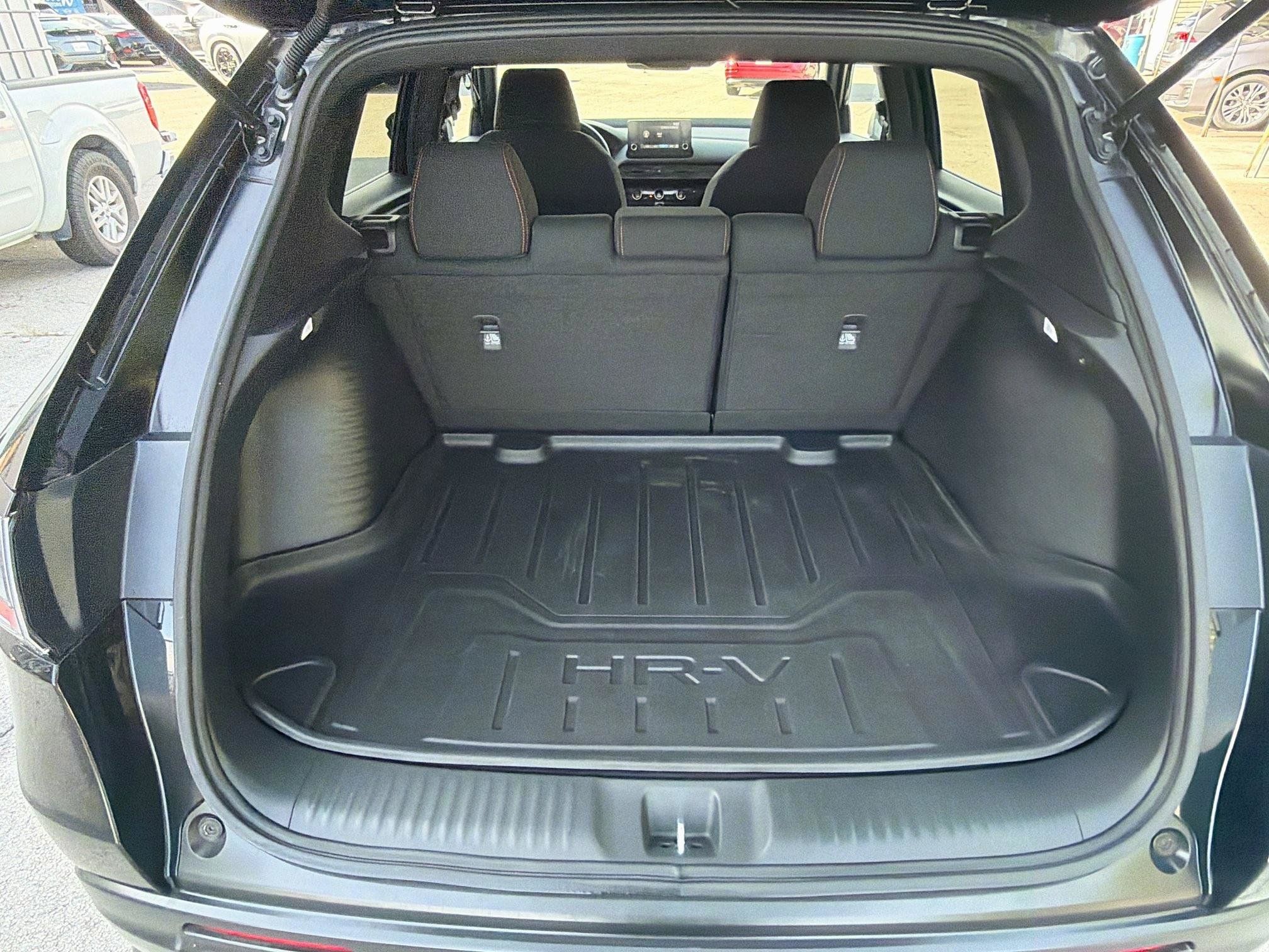 Used 2024 Honda HR-V Sport image 26