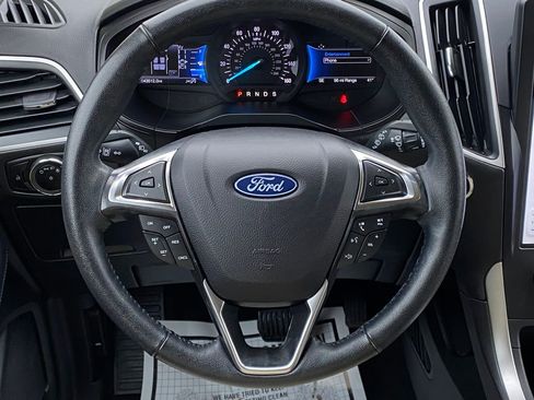 Used 2024 Ford Edge SEL image 21