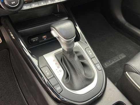 Used 2023 Kia Forte GT-Line w/ GT-Line Premium Package FWD image 19