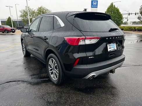 Used 2022 Ford Escape SEL w/ Class II Trailer Tow Package AWD/4WD image 7