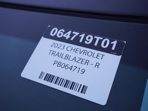 Used 2023 Chevrolet TrailBlazer RS w/ Convenience Package image 47