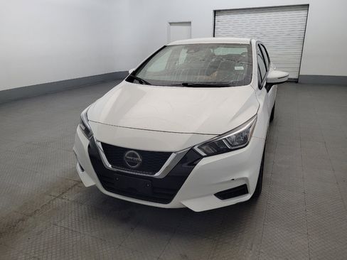 Used 2021 Nissan Versa SV FWD image 15