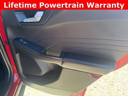 Used 2024 Ford Escape ST-Line image 24