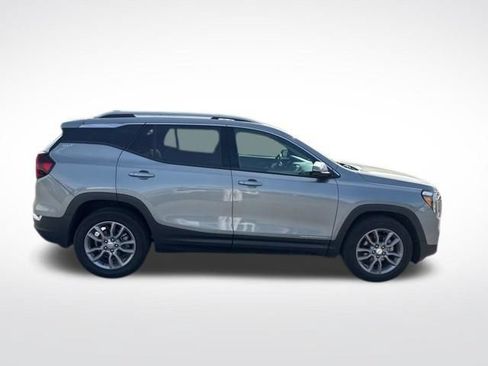 Used 2024 GMC Terrain SLT AWD/4WD image 6