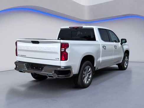 New 2026 Chevrolet Silverado 1500 LTZ w/ LTZ Premium Package AWD/4WD image 3