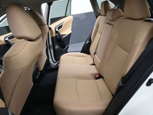 Used 2025 Toyota RAV4 LE image 12