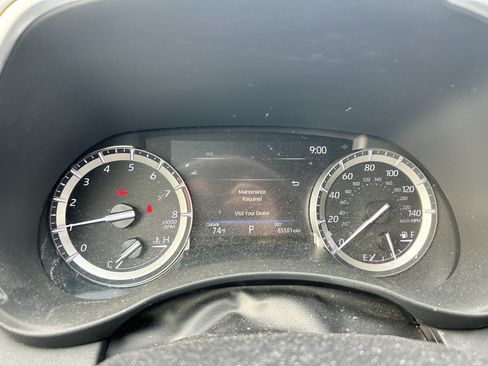 Used 2022 Toyota Highlander XSE FWD image 16