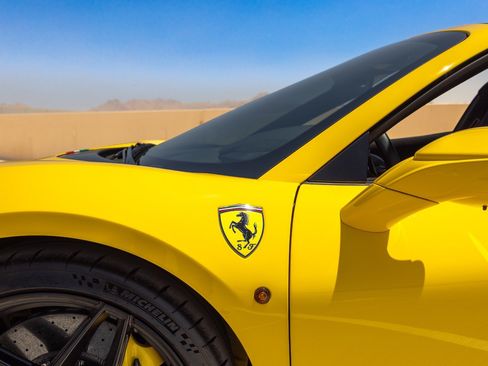 Used 2020 Ferrari 488 Pista Spider RWD image 18
