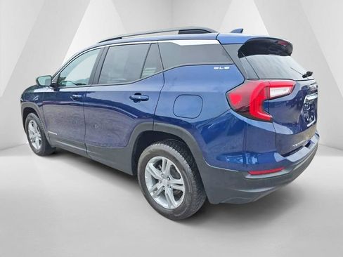 Used 2022 GMC Terrain SLE w/ Driver Convenience Package AWD/4WD image 7