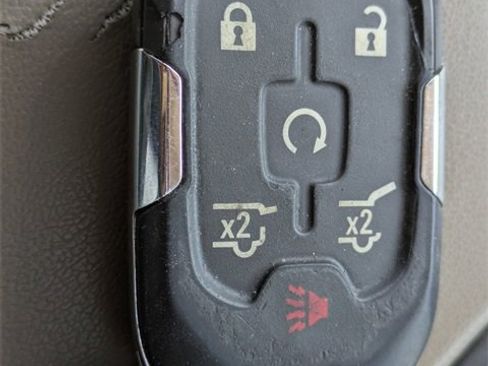 Used 2018 GMC Yukon SLT w/ Open Road Package image 32