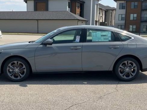 New 2026 Honda Accord EX-L image 5
