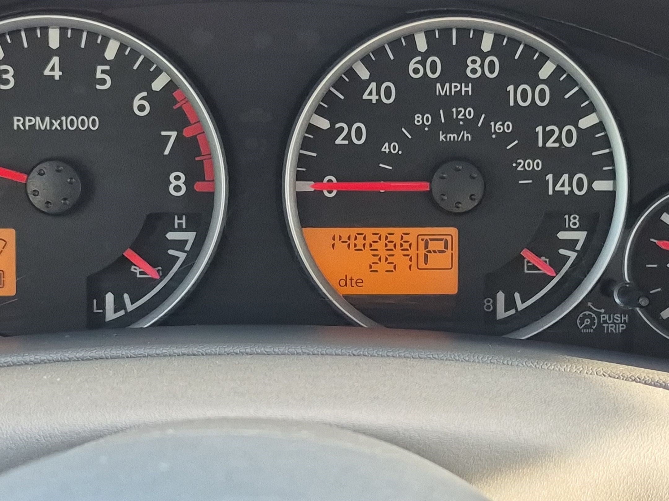 Used 2007 Nissan Frontier LE w/ Leather Pkg AWD/4WD image 21