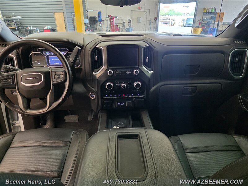 Used 2022 GMC Sierra 2500 Denali w/ Denali Ultimate Package AWD/4WD image 24
