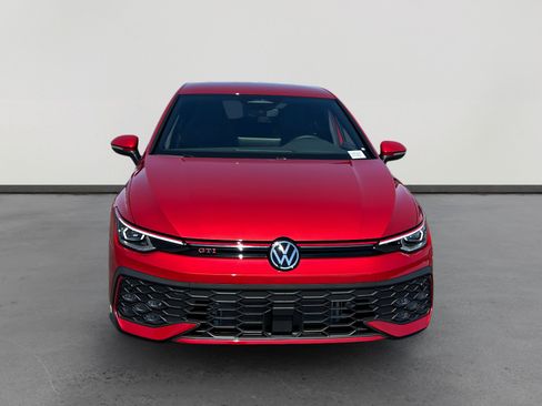 New 2026 Volkswagen Golf SE FWD image 8