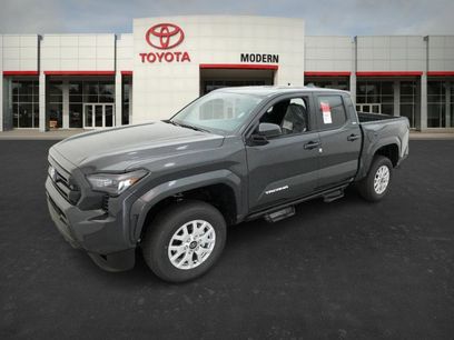 New 2025 Toyota Tacoma SR5