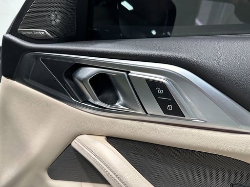 Used 2022 BMW 430i xDrive Coupe w/ M Sport Package image 11