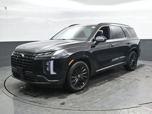 Used 2024 Hyundai Palisade Calligraphy image 9