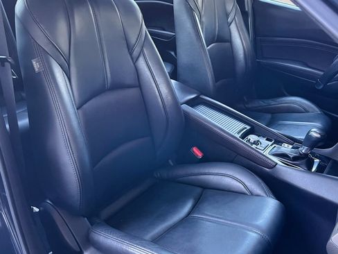 Used 2018 MAZDA MAZDA3 Touring FWD image 27