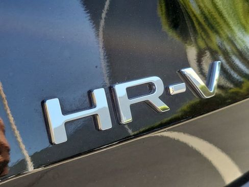Certified 2024 Honda HR-V Sport image 8