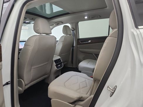 New 2026 Volkswagen Atlas SE FWD image 31