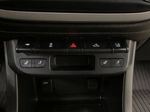 Used 2018 GMC Canyon SLT w/ Driver Alert Package AWD/4WD image 28