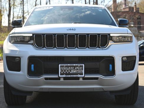 Used 2023 Jeep Grand Cherokee Overland AWD/4WD image 10