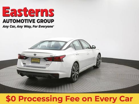 Used 2022 Nissan Altima 2.0 SR FWD image 40
