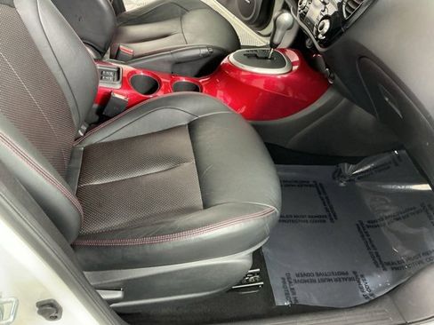 Used 2016 Nissan Juke SL image 14