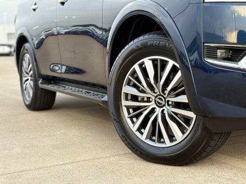 Certified 2024 Nissan Armada SL AWD/4WD image 5