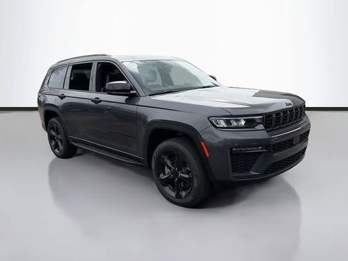New 2026 Jeep Grand Cherokee L Limited w/ Limited Altitude Package AWD/4WD image 3