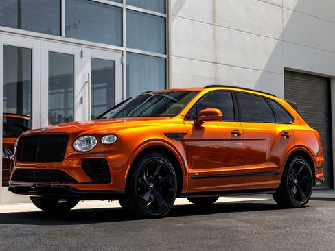 Used 2021 Bentley Bentayga image 12