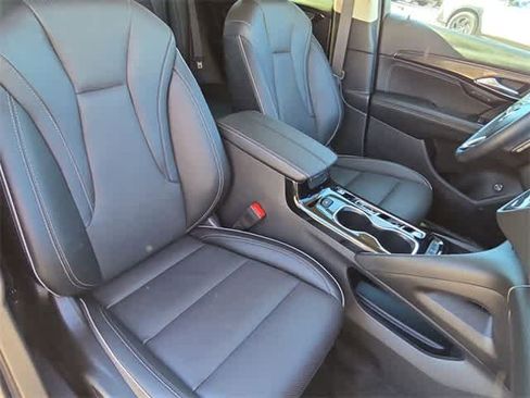 Used 2023 Buick Envision Essence image 20