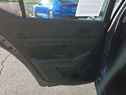 Used 2023 Nissan Altima 2.5 SV image 17