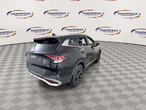 Used 2023 Kia Sportage EX image 8