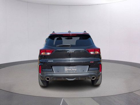 Used 2022 Chevrolet TrailBlazer RS w/ Sun and Liftgate Package FWD image 4