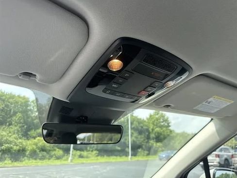 New 2026 Kia Carnival EX FWD image 12