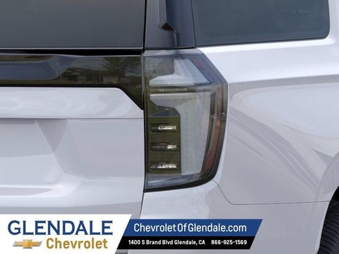 New 2026 Chevrolet Suburban RST w/ Advanced Technology Package AWD/4WD image 11