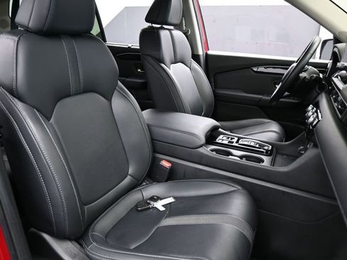 Used 2024 Honda Pilot Touring image 54