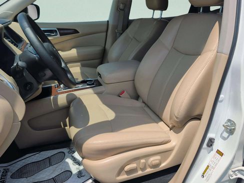 Used 2020 Nissan Pathfinder Platinum AWD/4WD image 13