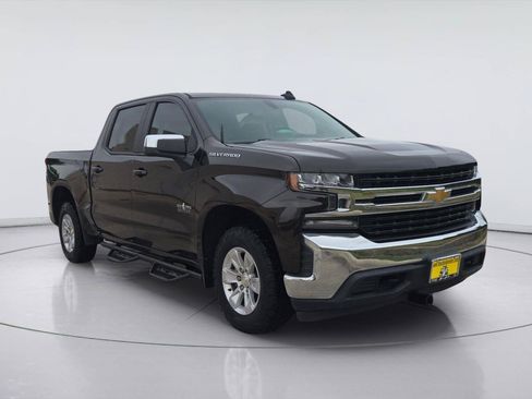 Used 2020 Chevrolet Silverado 1500 LT w/ Texas Edition RWD image 7