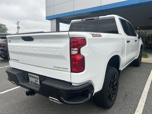 Used 2024 Chevrolet Silverado 1500 Custom Trail Boss AWD/4WD image 3