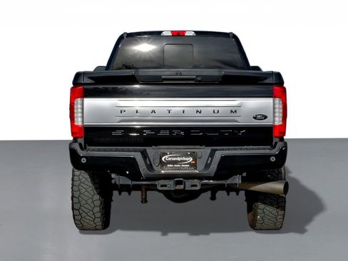 Used 2017 Ford F250 Platinum w/ Platinum Ultimate Package image 8