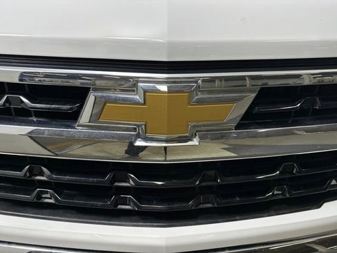 Used 2023 Chevrolet Silverado 1500 LT image 9